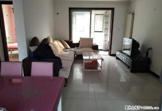 大卫城南北通透2居1300包物业，有钥匙随时看房！给换新家具 - 廊坊28生活网 lf.28life.com